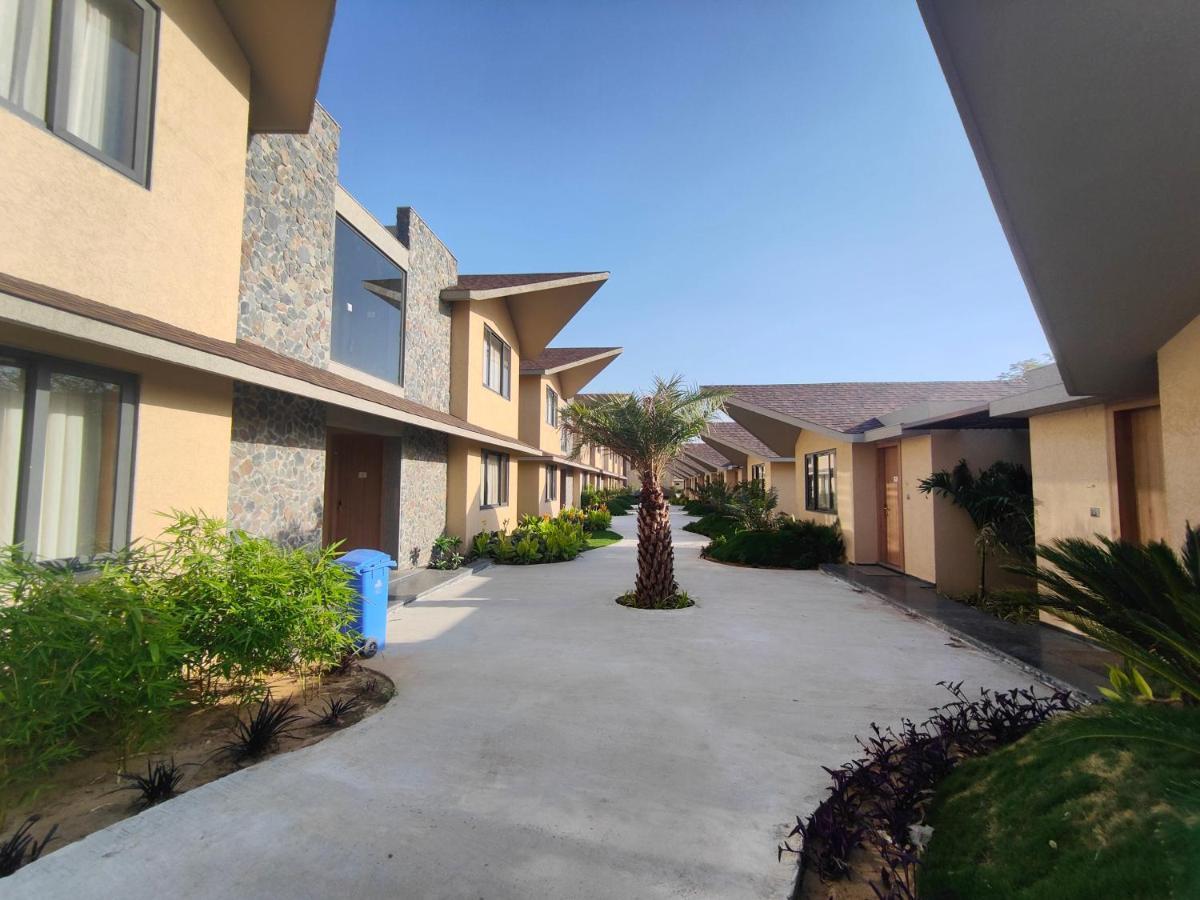 Club Heaven Palanpur Hotel Ngoại thất bức ảnh