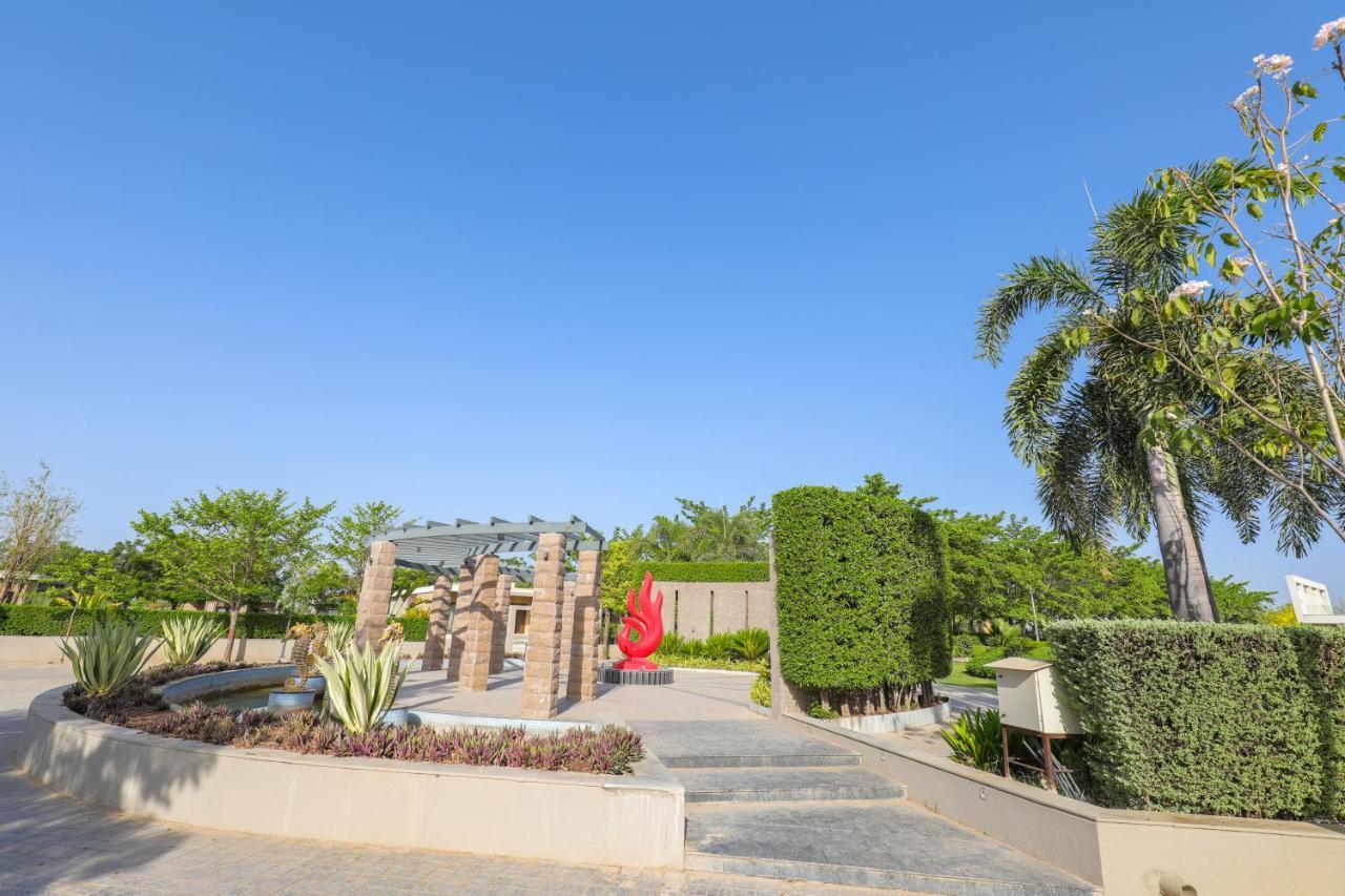 Club Heaven Palanpur Hotel Ngoại thất bức ảnh