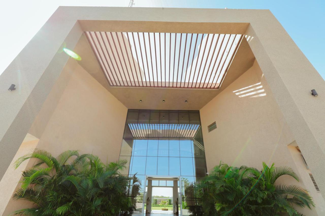 Club Heaven Palanpur Hotel Ngoại thất bức ảnh