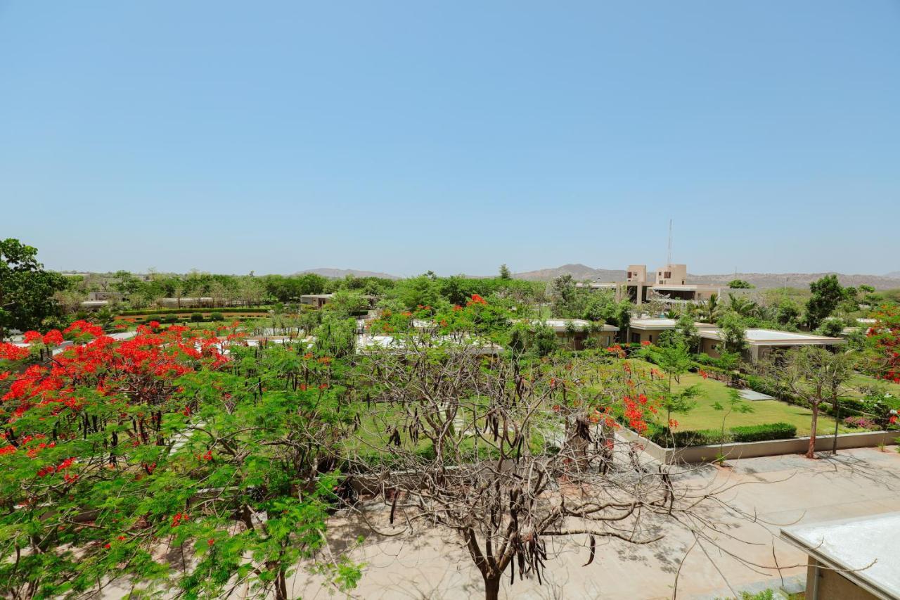 Club Heaven Palanpur Hotel Ngoại thất bức ảnh